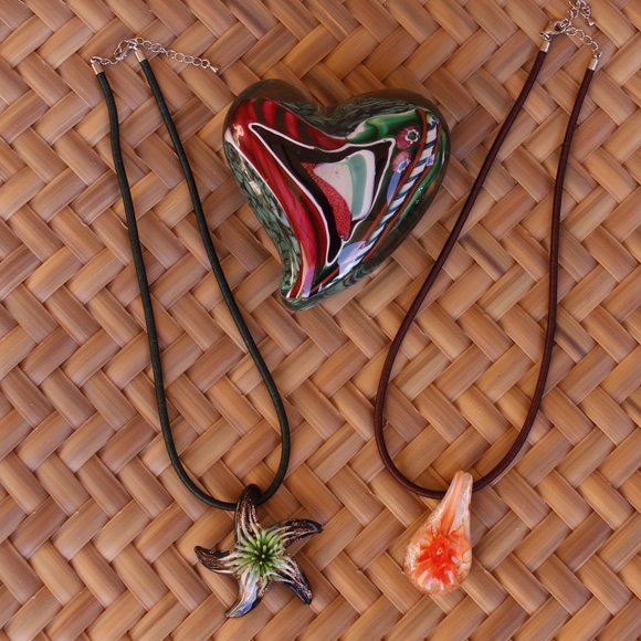 Lampwork artistic glass pendant and necklace - Picture 1 of 6